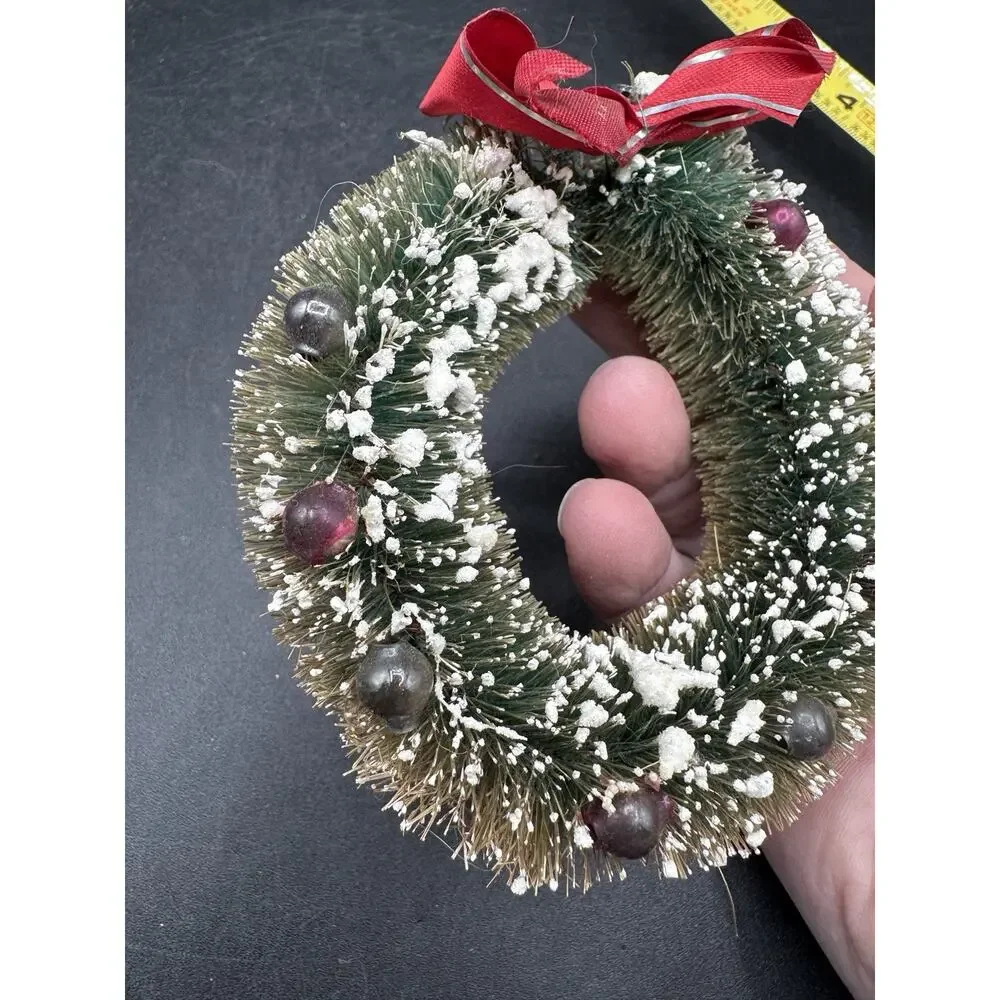 Vintage Bottle Brush Wreath Christmas Decoration with Balls Glitter TO5